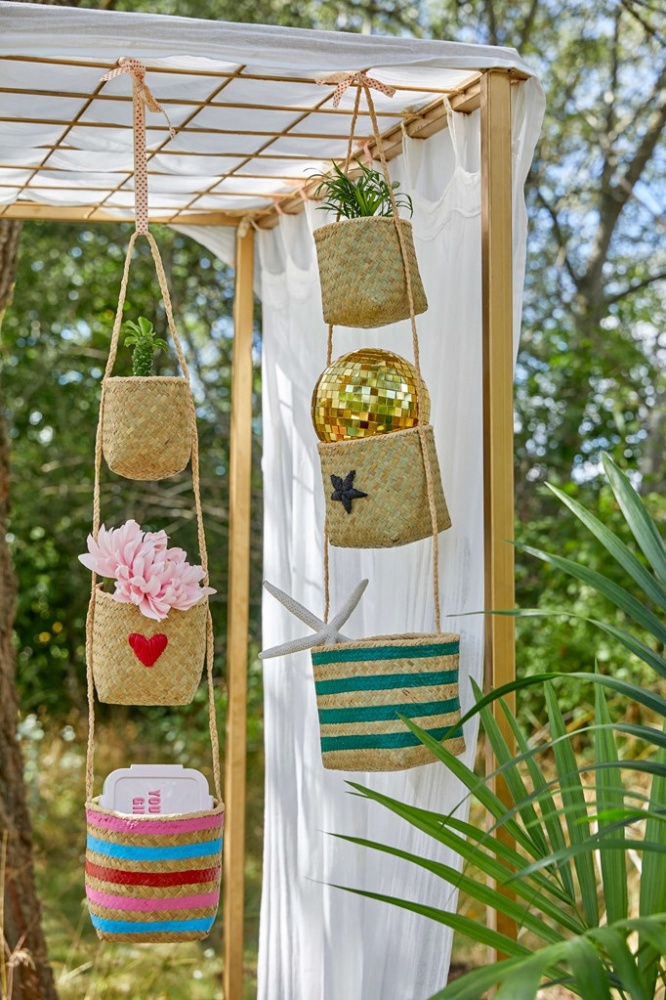 Seagrass Hanging Storage Baskets Heart & Stripes Rice DK